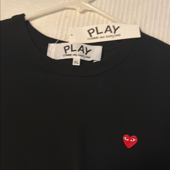 Comme des Garçons Play Black T-Shirt with Red Heart - Picture 1 of 5